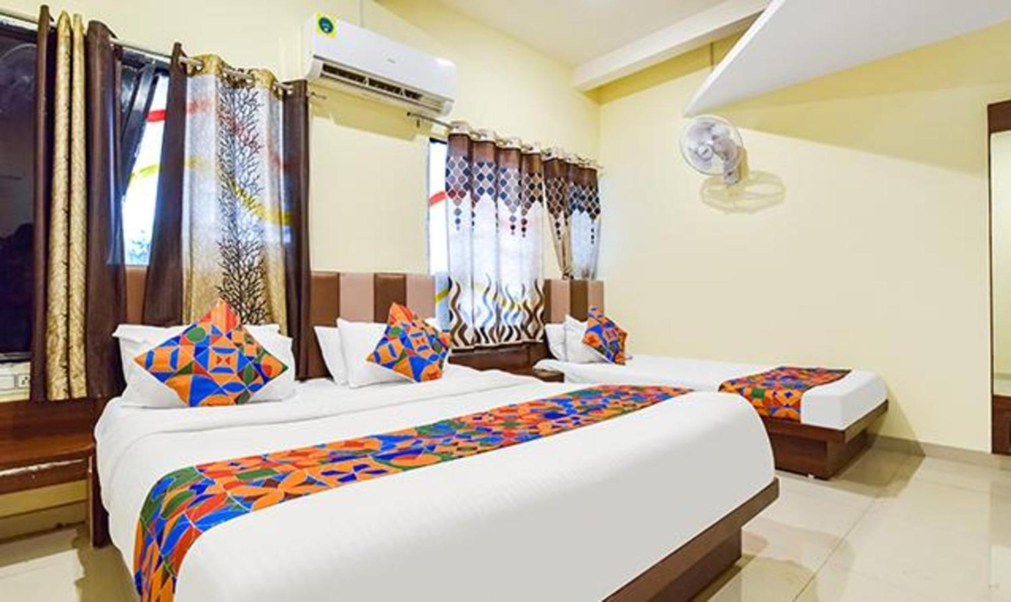 Fabexpress Poonam Palace Ahmadábád Kültér fotó