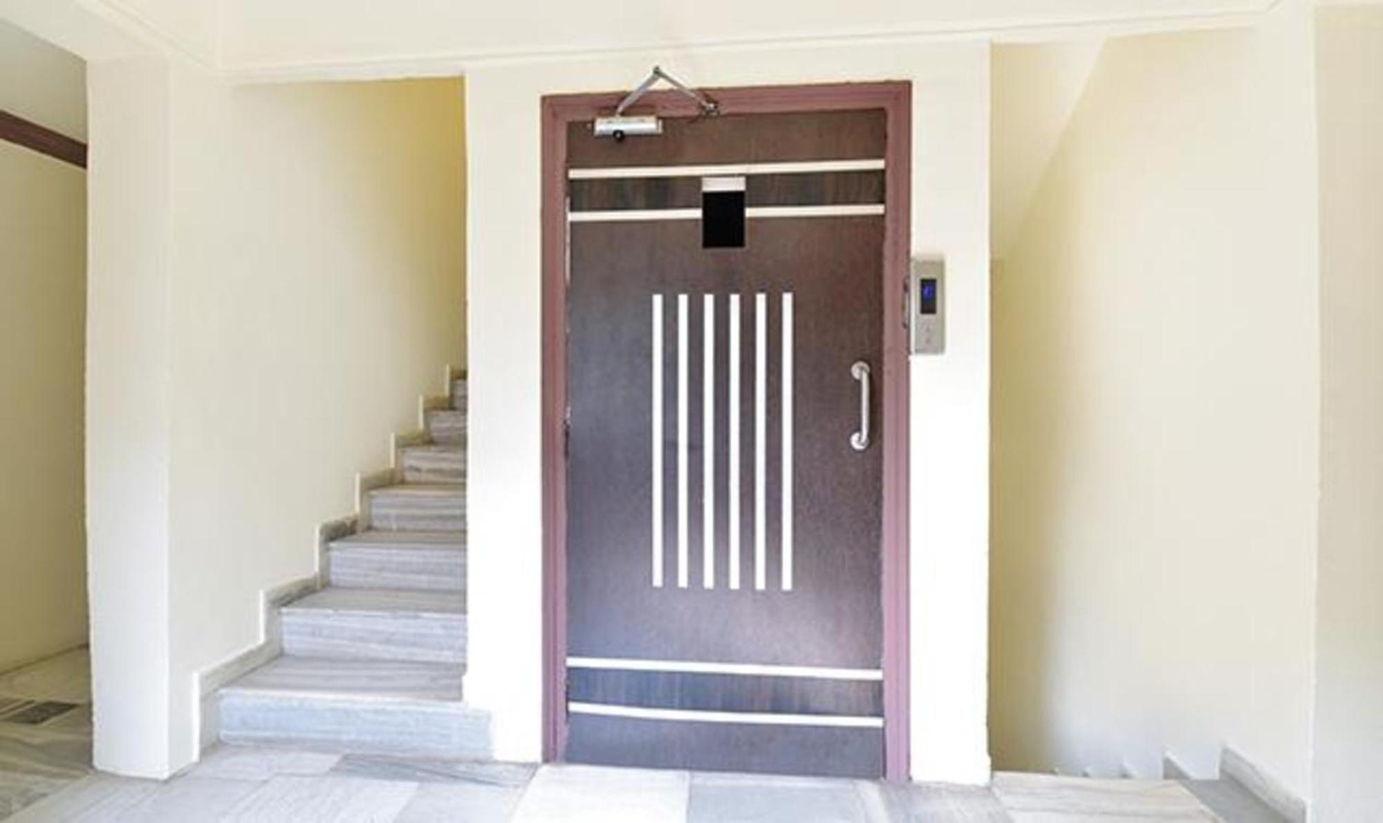 Fabexpress Poonam Palace Ahmadábád Kültér fotó